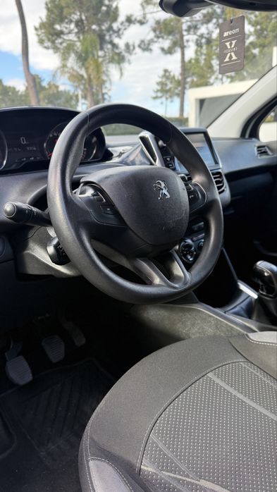 Peugeot 208 1.6 e-HDi • 224.000Km