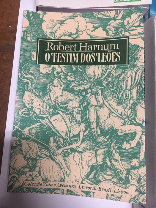 Varios livros e  varios autores