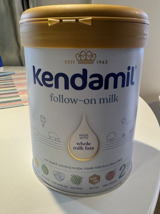 Нова запакована суміш Kendamil 2