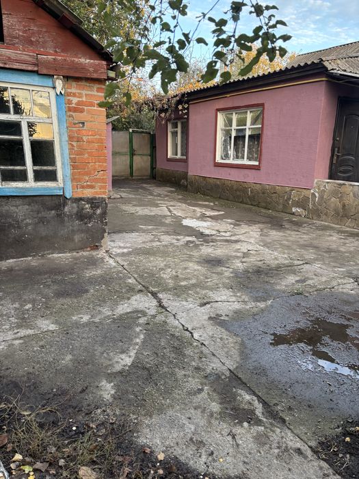 Продам будинок в місті Берестин