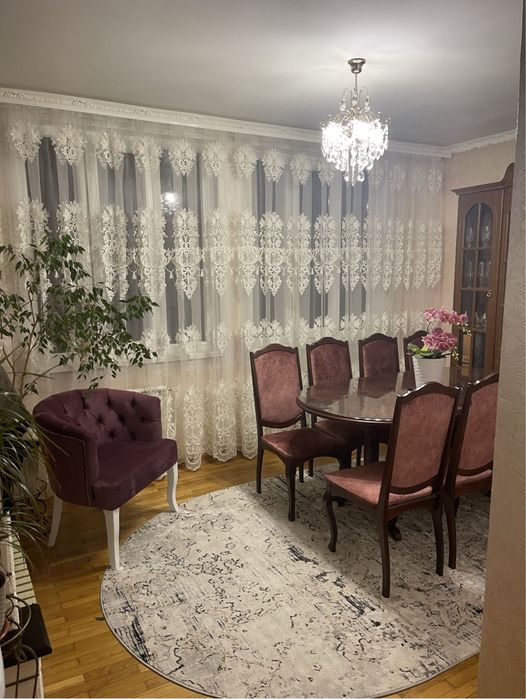 3-кімнатна квартира з євроремонтом, центр міста•