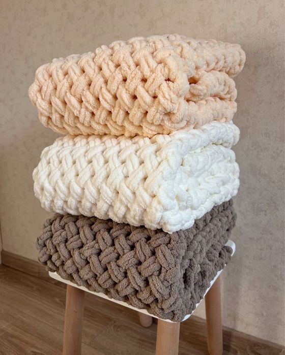 Пледи ручної роботи