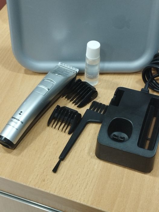 Maquina profissional acabamentos barba Panasonic PA10
