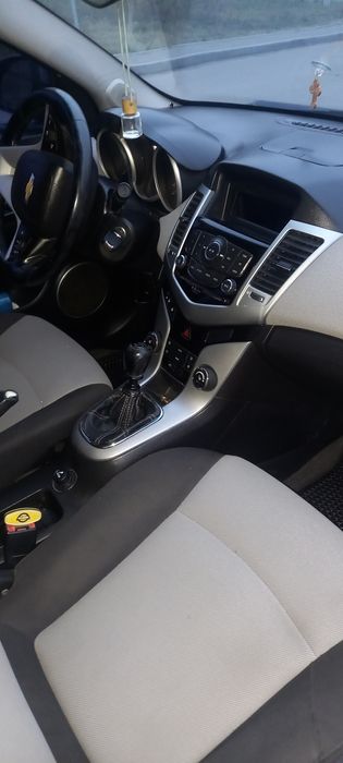 Шевроле Круз в хорошому стані