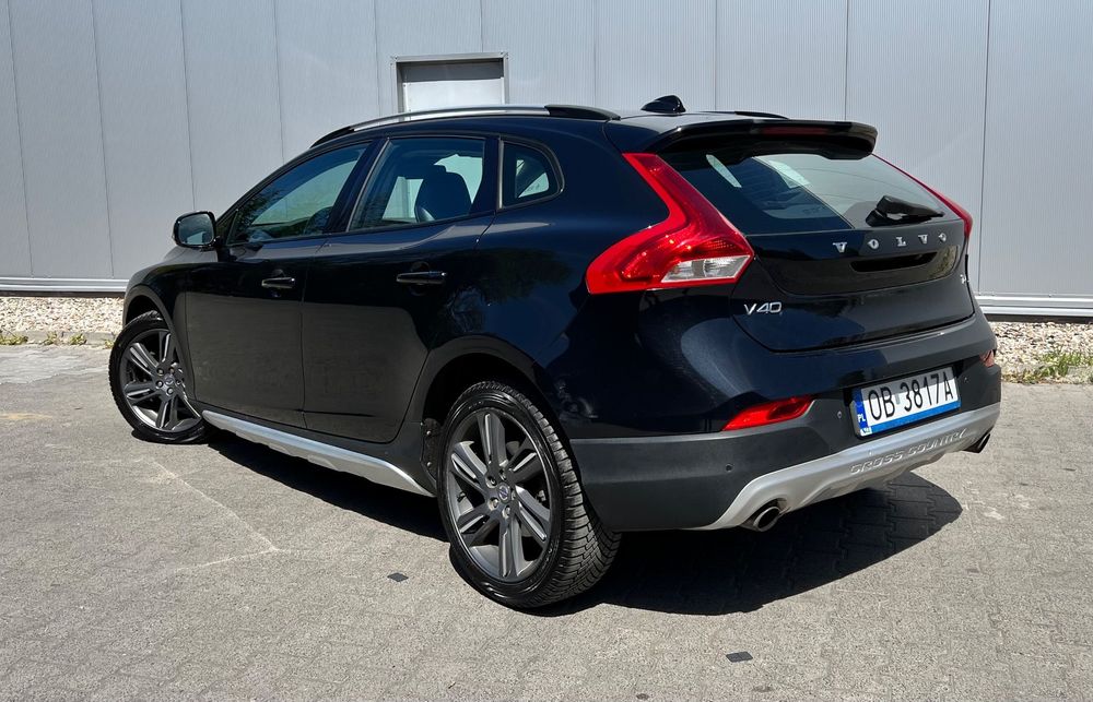 Volvo V40 Cross Country Volvo V40 Cross Country doinwestowane