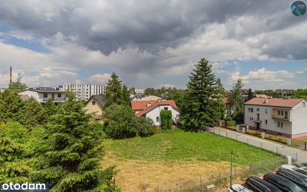 Funkcjonalne 2 - pokoje mieszkanie z balkonem