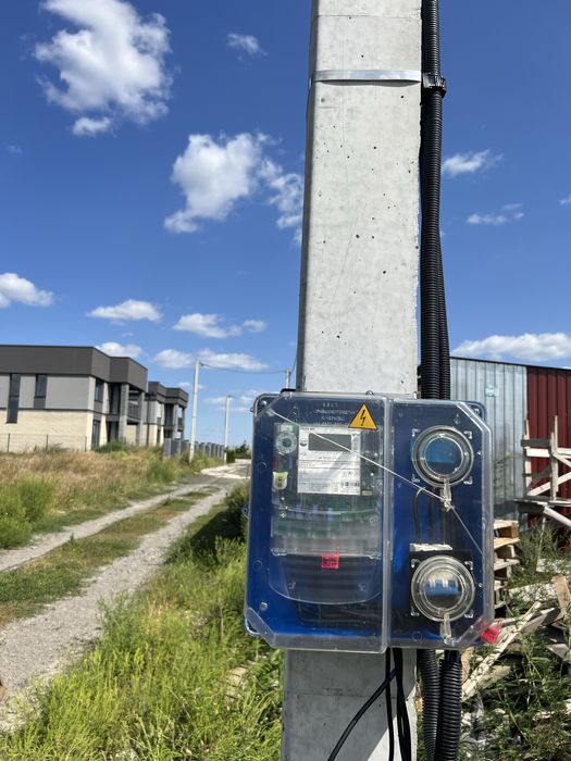 Продам ділянки в с Святопетрівське 5,6,7 соток Газ Світло