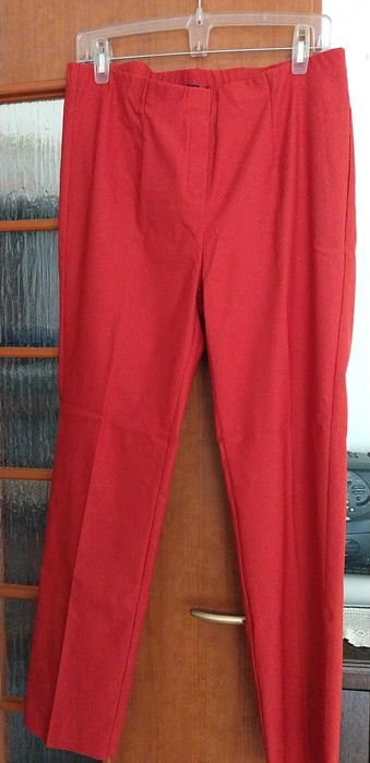 Spodnie damskie czerwone