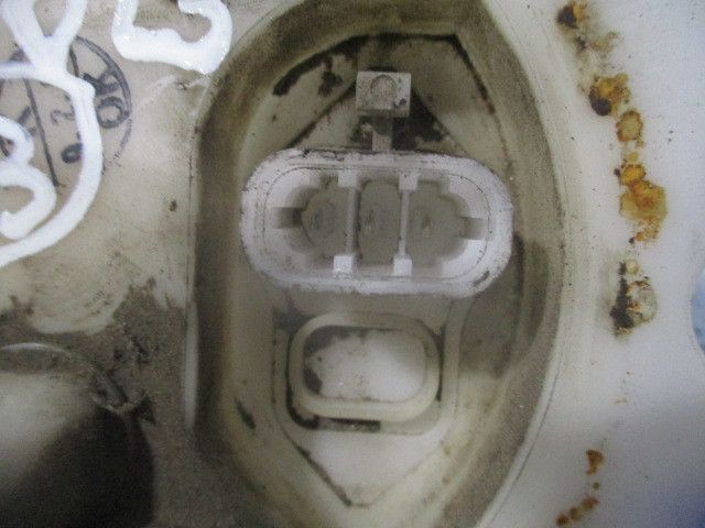 Boia combustível NISSAN Vanette Cargo (HC23)