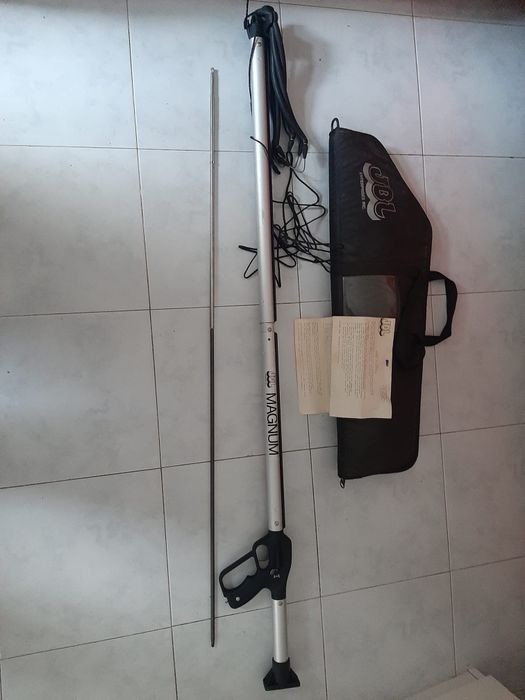 Caça submarina JBL Magnum