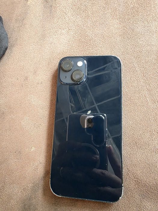 Iphone 13, blue night