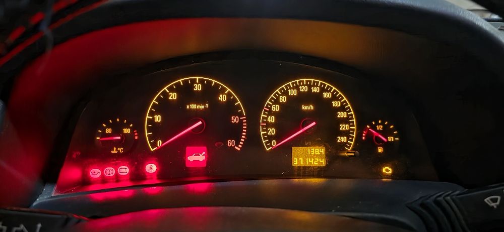 Opel vectra 2.2 dti
