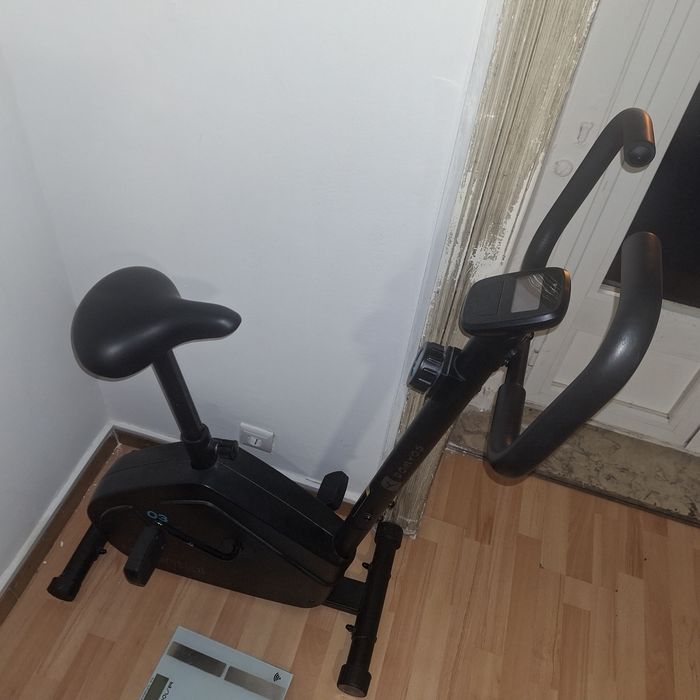Exercise Bike484375770747392000