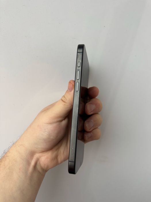 Гарний!Айфон Iphone 15 Pro Max 256Gb Black Neverlock E-sim