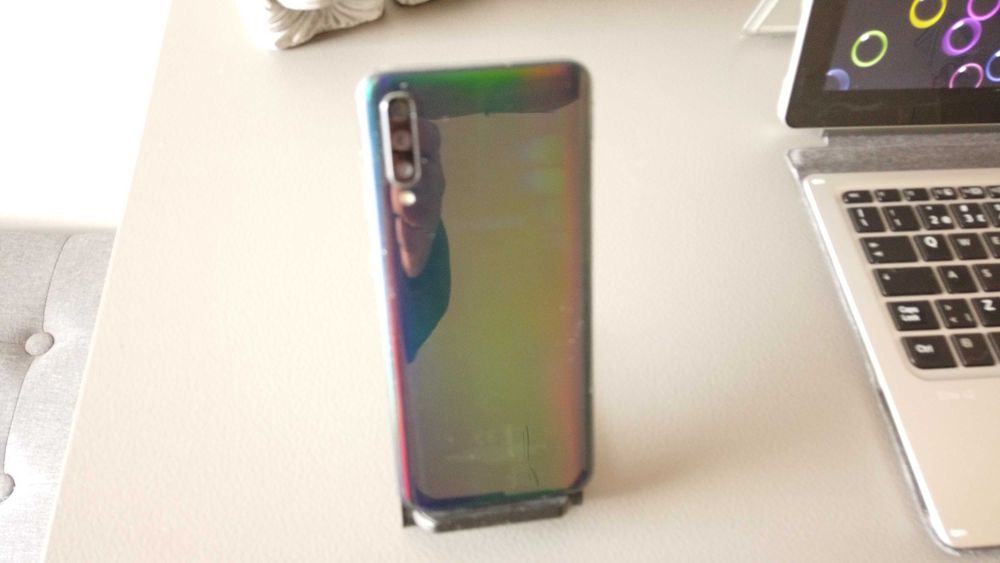 Samsung A50 com capa, desbloqueado.64286066400771122