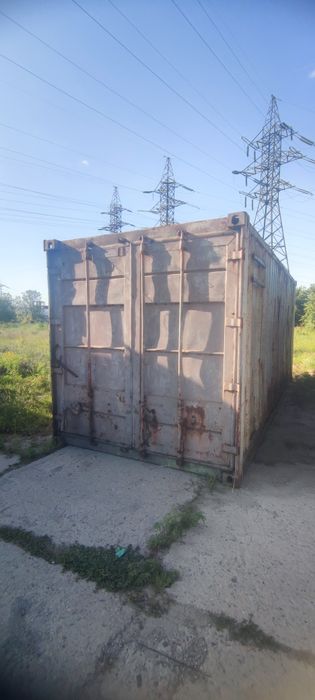 Продам морской контейнер 20 футов  р.2,45*2,6*6м б/у.