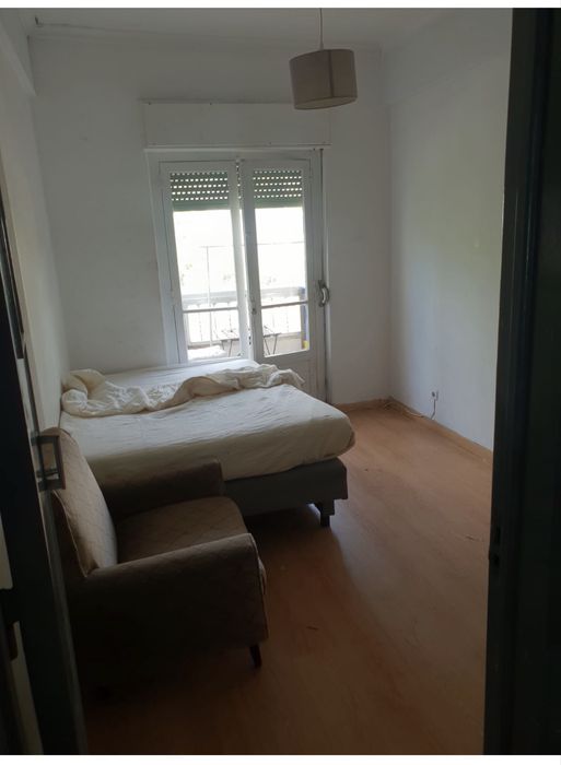 Arrenda-se Quarto Damaia