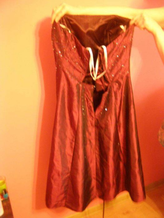 Sukienka na studniówkę lub wesele kolor bordo