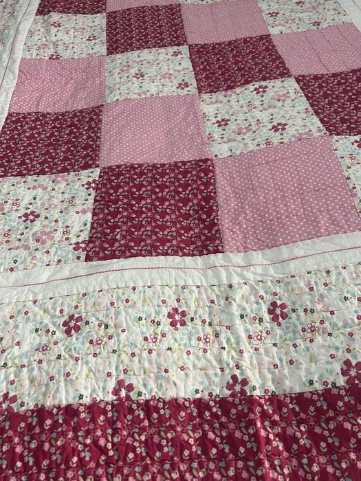 Colcha Patchwork Reversível + 3 almofadas Vertbaudet