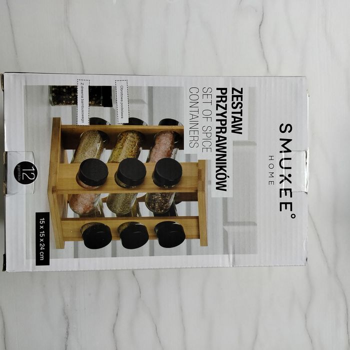 Zestaw przyprawników na stojaku obrotowym nowy