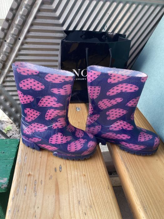 Детская … обувь.