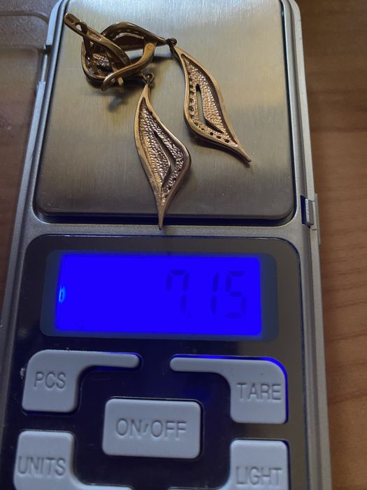 Золотые серьги, 585 проба