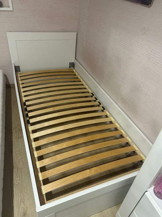 Łóżko młodzieżowe 90x200