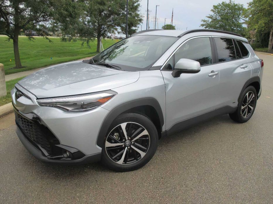 Toyota Corolla Cross XSE      2023