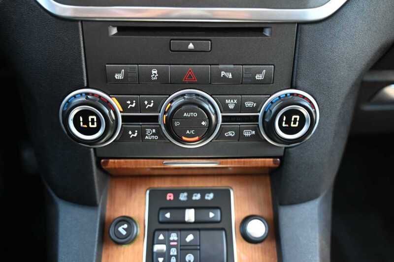 2016 Land Rover LR4 HSE LUX