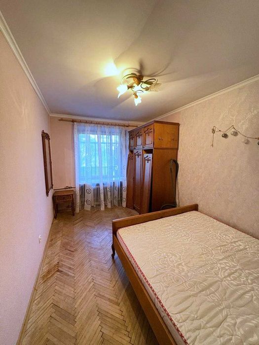 Продаж 4 кім. квартири у спокійному р-ні, вул. Раковського