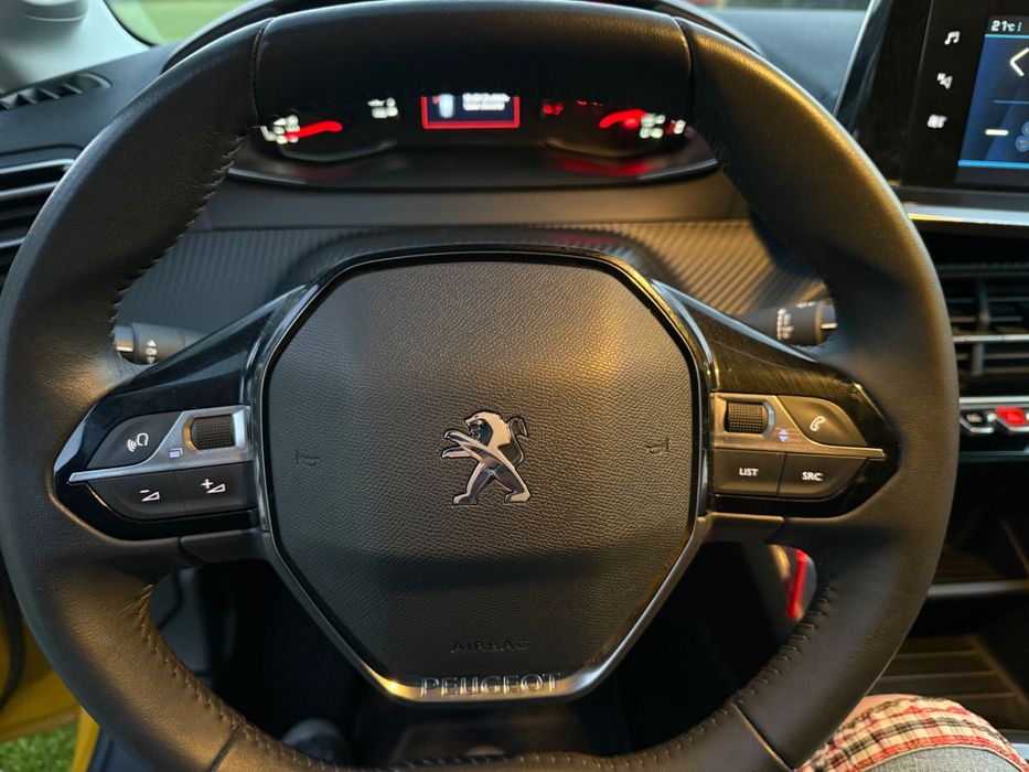 Peugeot 208 2023