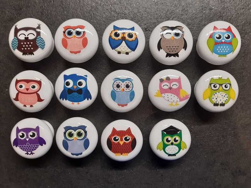 Uchwyty do mebli drewniane do dziecięcego pokoju