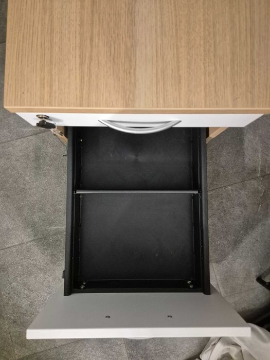 Szafka pod biurko