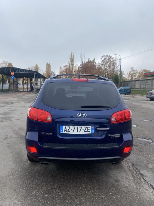 Продам машину для военного hyndai Santa-fe