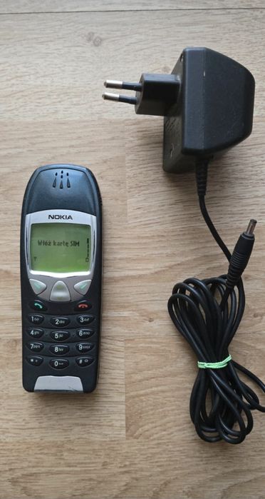 Nokia 6210 + ładowarka