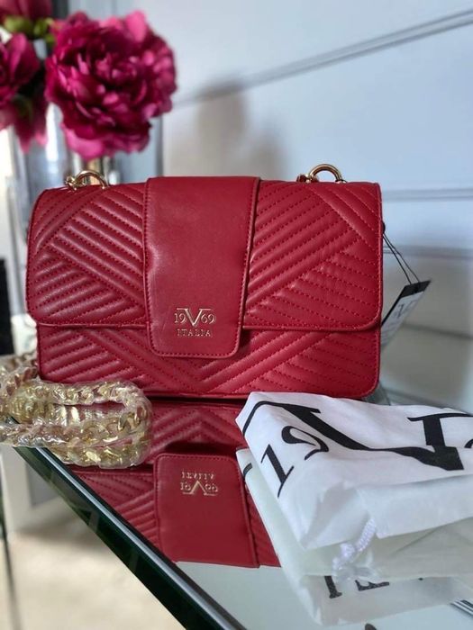 Czerwona nowa torebka Versace 19.69