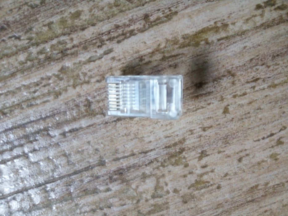 Конектори Rj 45 (172шт) и Rj 11 (46шт)