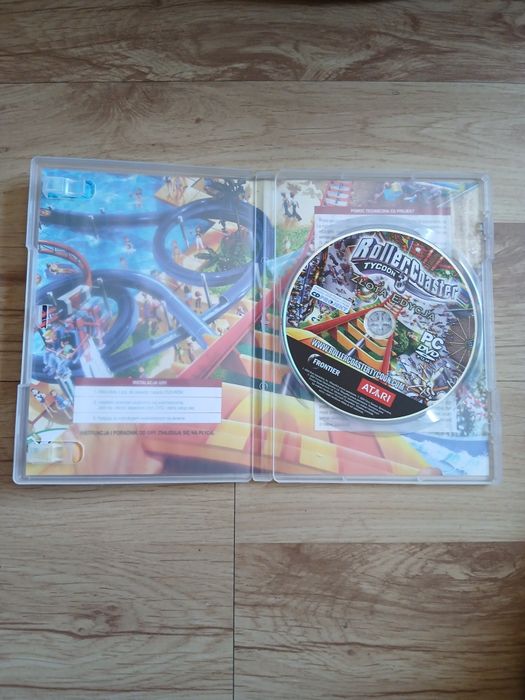 Gra PC Rollercoaster Tycoon 3