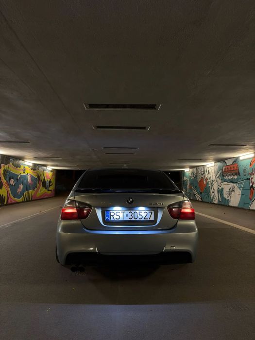 BMW Seria 3 BMW E90 330i M-Pakiet 258KM