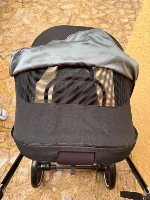 Carrinho cybex priam preto