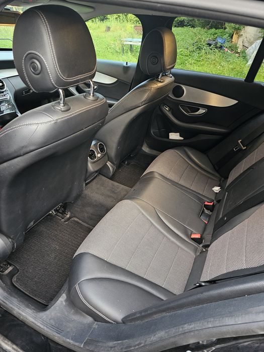 Mercedes w205 1.6 d 2015r  136 koni 7 biegów automat