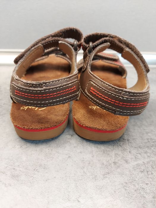 Sandały Clarks roz.32 skóra naturalna