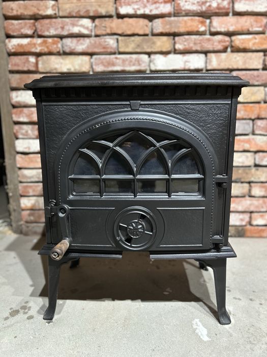 Norweski żeliwny piecyk koza Jotul 3