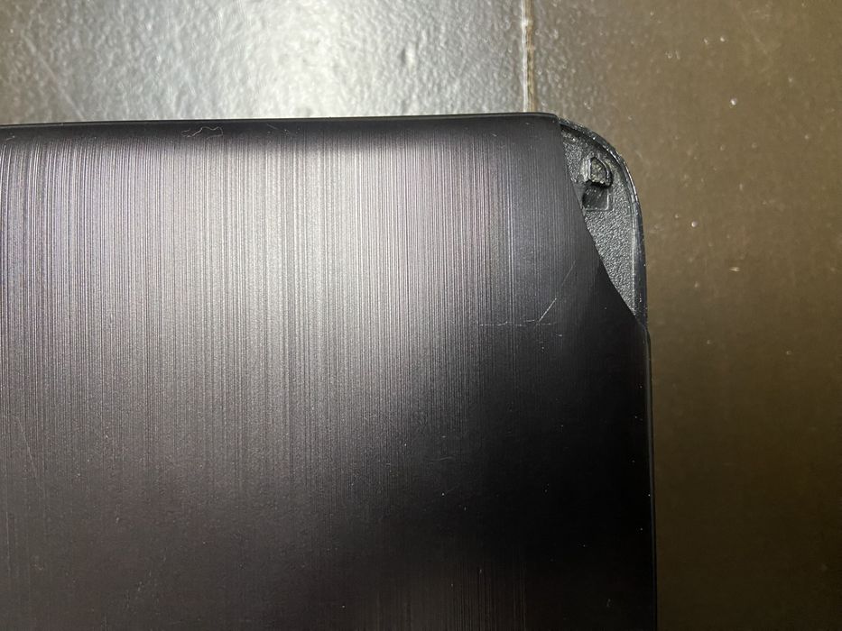 Computador ASUS a funcionar a 100%