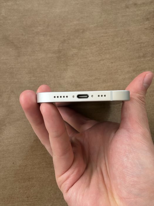 iPhone 16e 128gb eSIM Neverlock