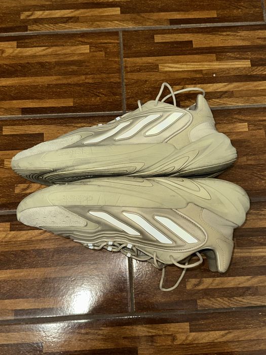 Adidas Ozelia 44 розмір