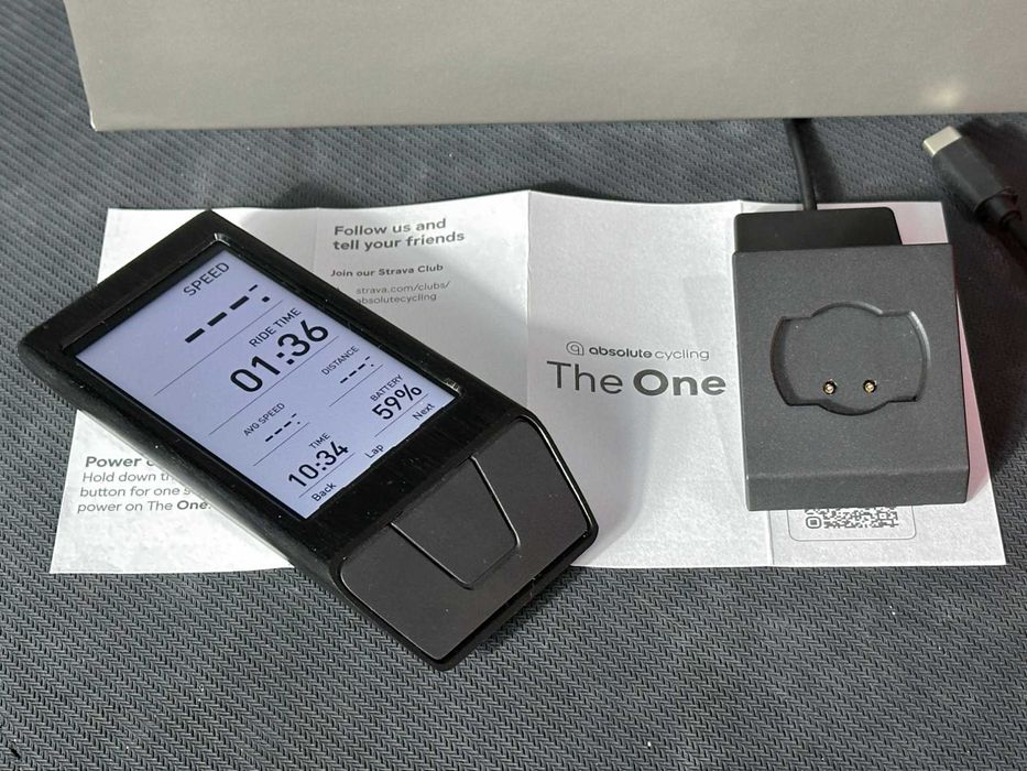 Absolute Cycling THE ONE – komputer rowerowy GPS premium + Uchwyt A