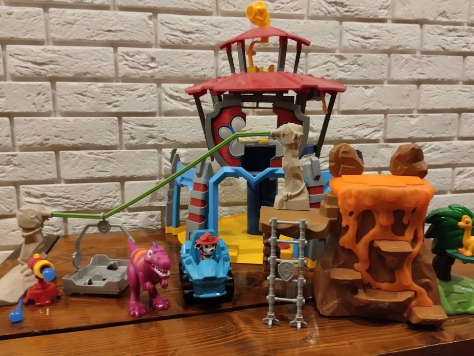 Dino baza Psi Patrol duża rozkłada się