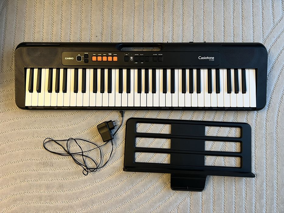 Teclado Casio Casiotone CT-S100, como novo, pouco uso