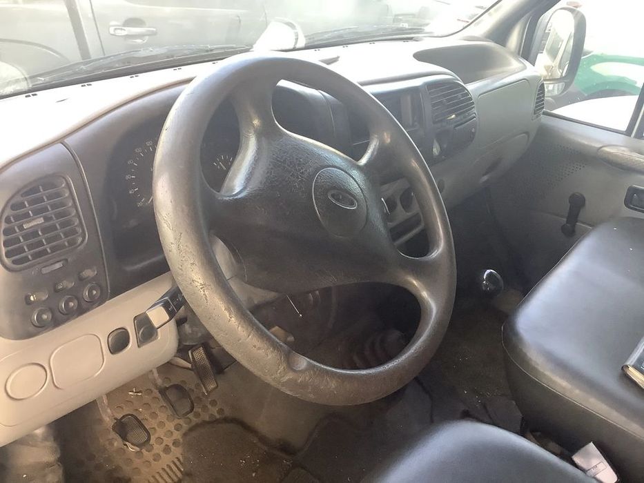 Ford Transit 2.5 TD de 2000 - Para peças